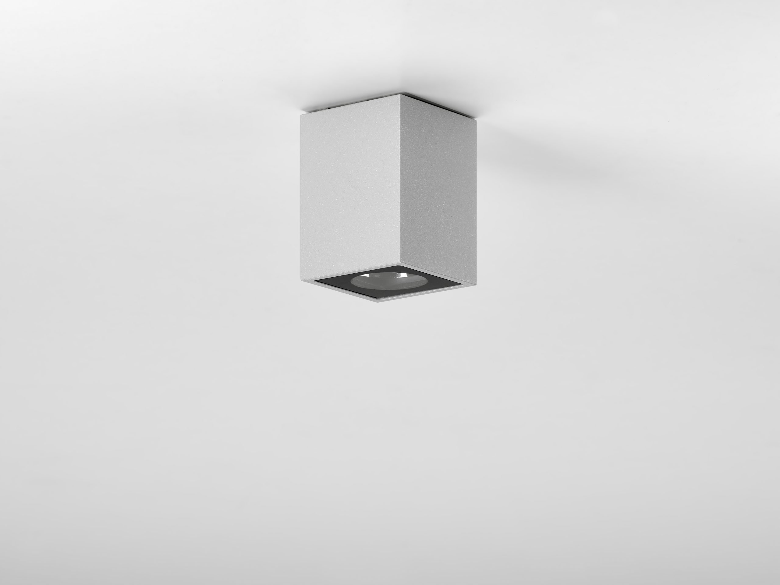 Nanocube